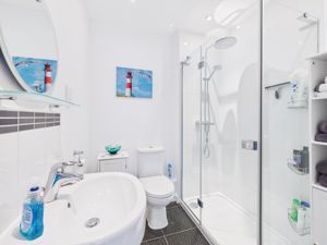 First floor shower room- click for photo gallery